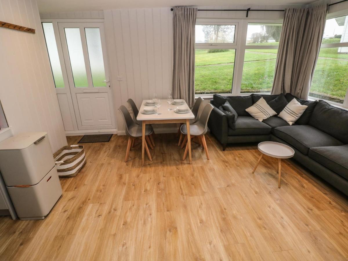 Saltwater Villa Haverfordwest Buitenkant foto